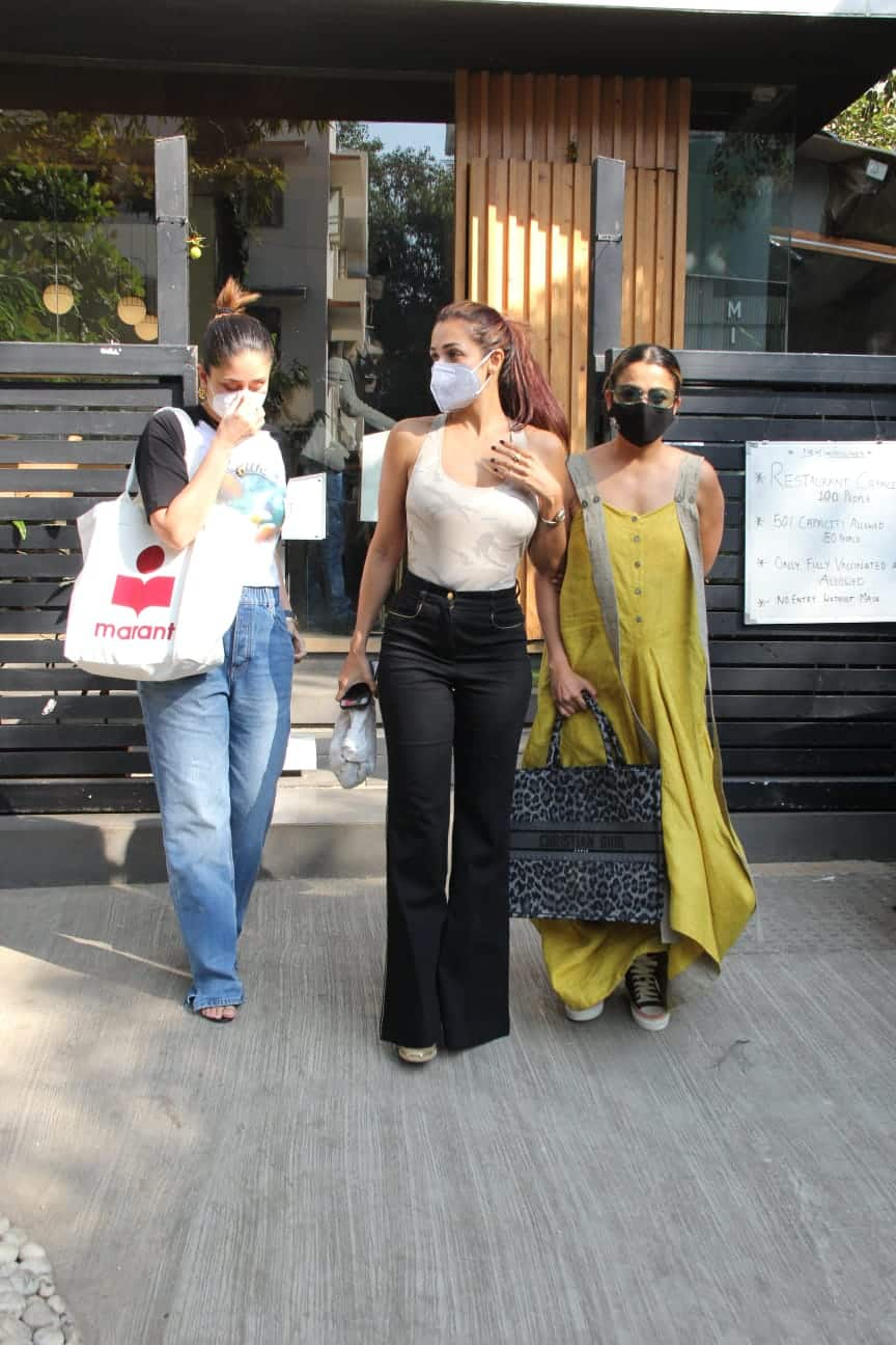 Kareena Kapoor's lunch date with BFFs