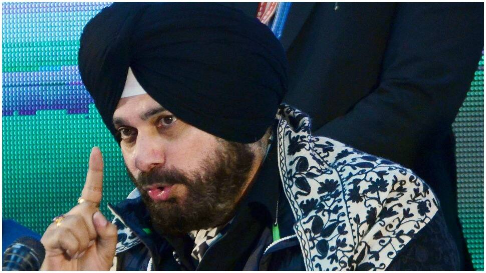 Deciding CM face neither in Sunil Jakhar&#039;s hands nor in mine: Sidhu