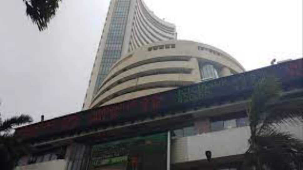 Sensex drops over 220 pts in early trade; Nifty slips below 17,500