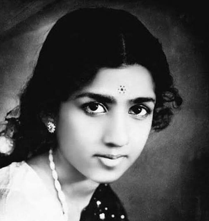 Lata Mangeshkar's timeless, unseen stills will bring tears to your eyes