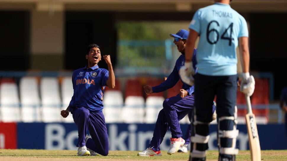 India U19's Raj Bawa shone with the ball with a sensational fiver (5/31) to help India shoot England out for 189 before hitting a valuable 35 down the order to help India chase down the target of 190 with 2.2 overs to spare. It was a remarkable achievement for India, who had won the title in 2000, 2008, 2012, 2018, as they found themselves into a situation where they were struggling to field a playing XI after multiple players contracted COVID-19 hours before their match against Ireland. (Photo: ICC)