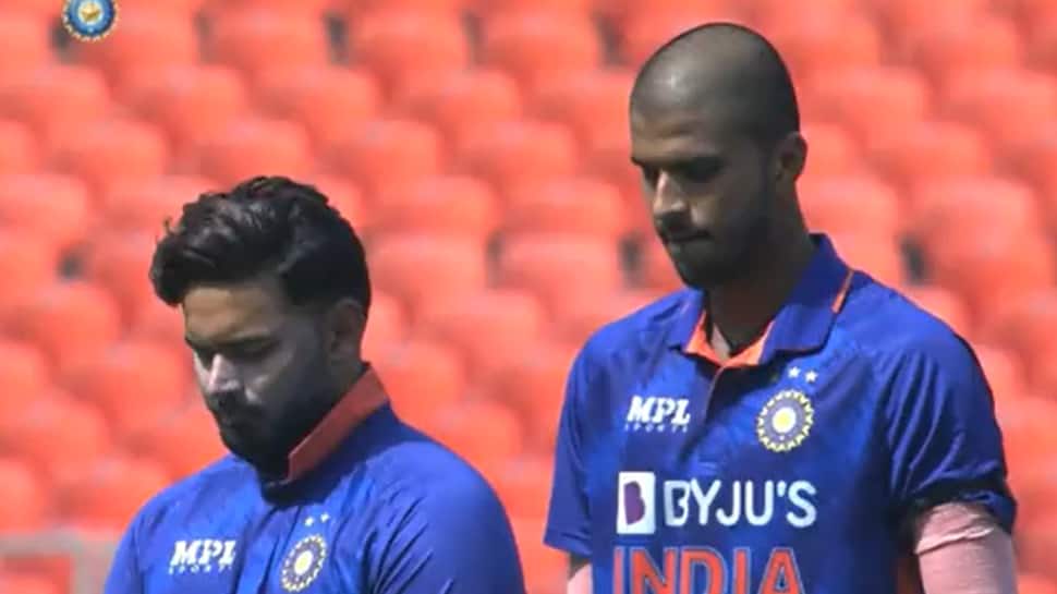 Ind vs WI: In memory of Lata Mangeshkar, Team India observe minute of silence - WATCH