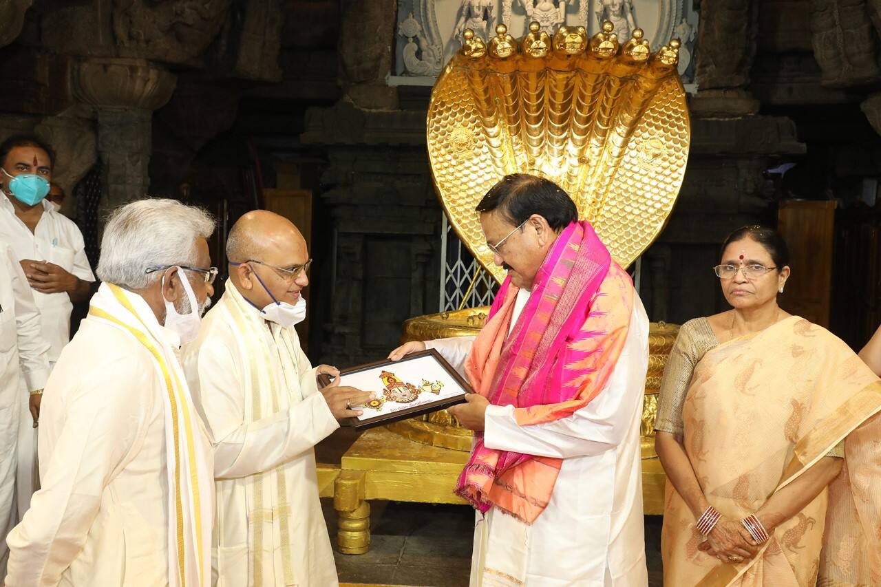 VP Venkiah Naidu receiving Thirtha Prasadams at Balaji Temple in Tirumala.