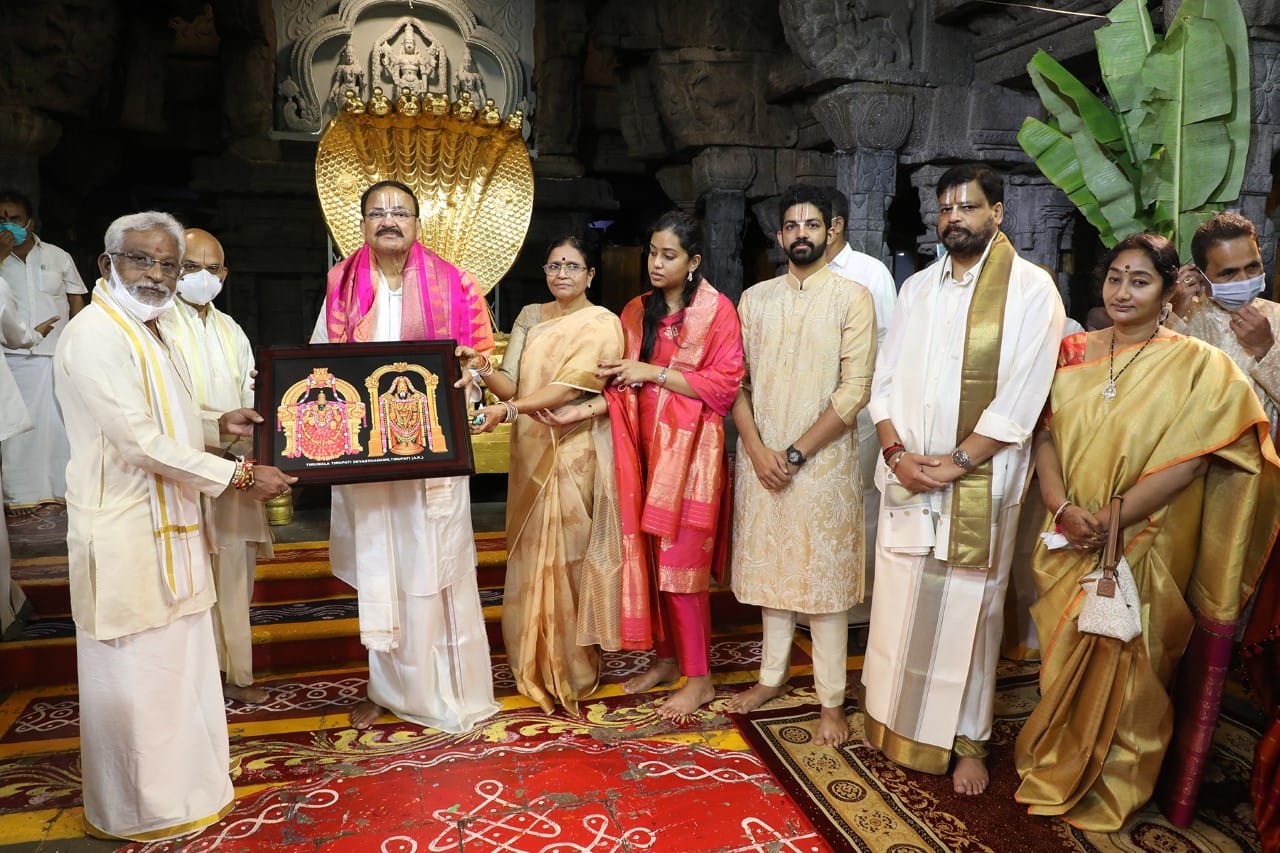 VP Naidu was rendered Vedaseervachanam by Pundits