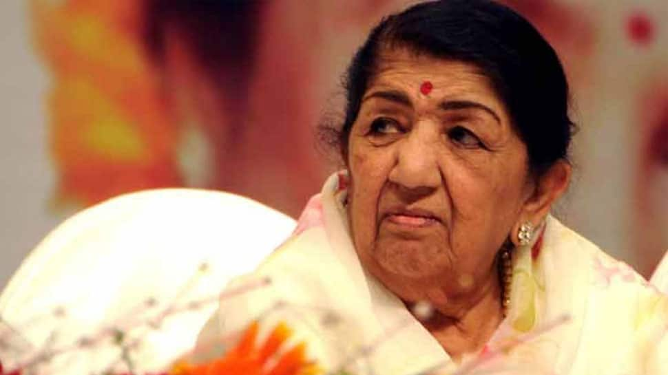 Bharat Ratna Lata Mangeshkar&#039;s ashes immersed in Nashik&#039;s pavitra Ramkund 