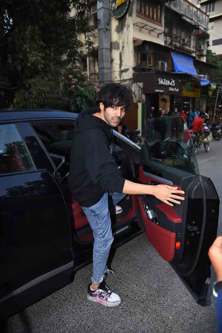 Ranbir Kapoor Gets Clicked Outside A Dubbing Studio In A Red Bandhej Kurta