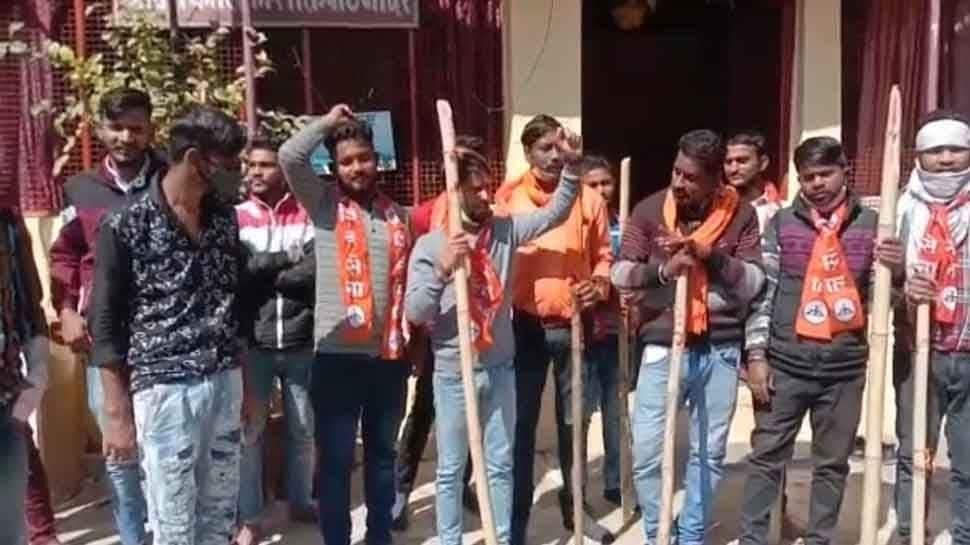 ‘Will break legs of couples seen celebrating Valentine’s Day’: Shiv Sena workers in Madhya Pradesh’s Bhopal