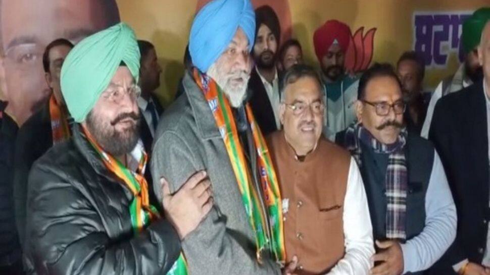 Punjab Polls: Party hopper MLA Balwinder Singh Laddi back with BJP