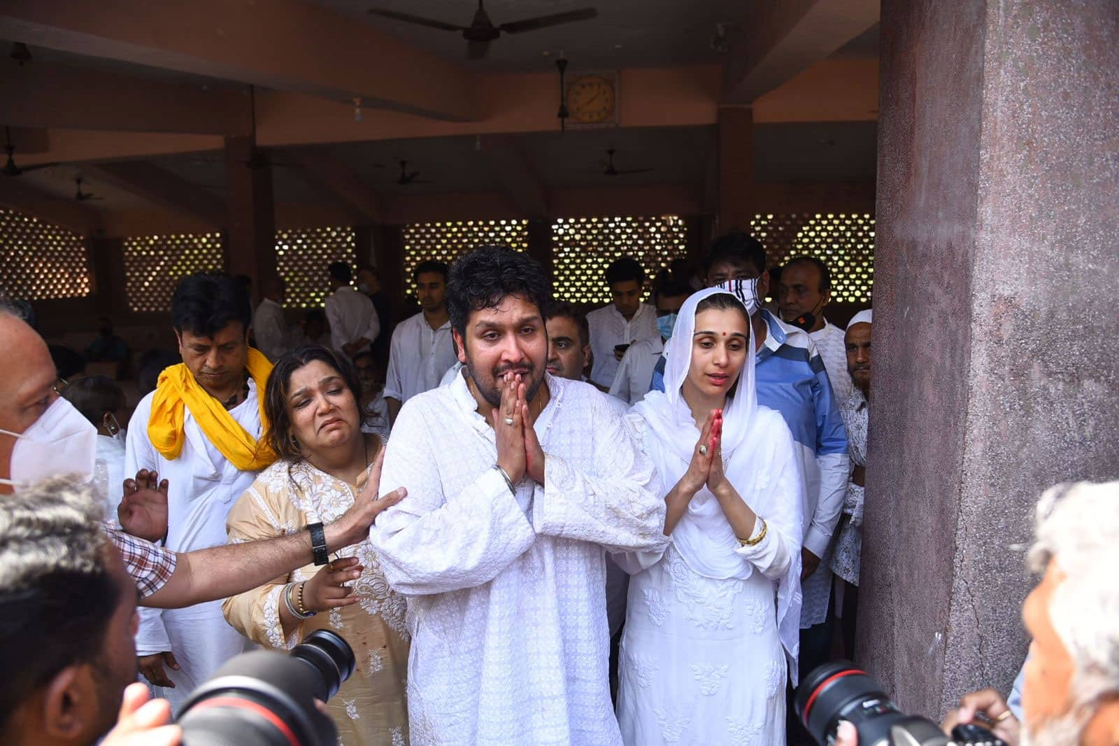 Bappa Lahiri with wife and sister Rema