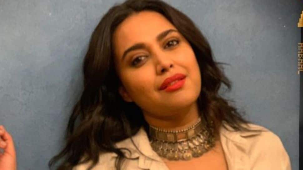 I&#039;m also a hottie: Swara Bhasker SLAMS netizen for trolling her on stance on hijab row