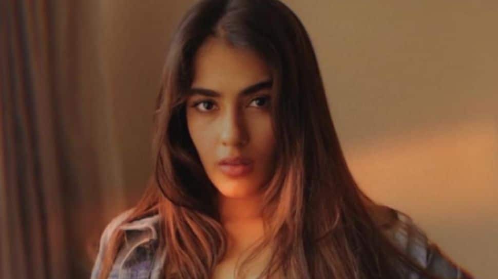 Mumbai actress Kavya Thapar arrested for driving under the influence, injuring person