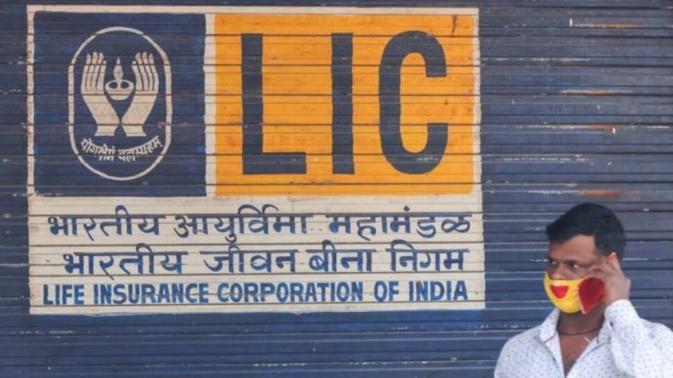 Biz mix tweak will have LIC becoming bigger threat to pvt players: Report