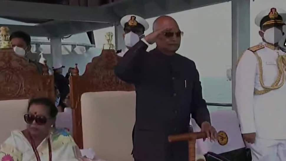 President Ram Nath Kovind accorded 21-gun-salute, reviews Naval Fleet at Visakhapatnam 