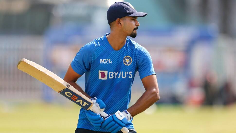 Shreyas Iyer made a brilliant debut against New Zealand in Test cricket in 2011 but was unlucky not to get a Test in South Africa. Kolkata Knight Riders new skipper Iyer has the technique suited for No. 3 as well. (Source: Twitter)