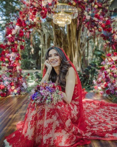 The stunning new bride Shibani Dandekar