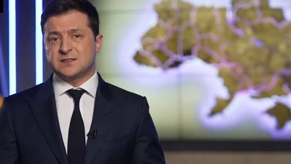 Ukraine&#039;s President Volodymyr Zelenskyy makes emotional plea for peace as Russia launches war