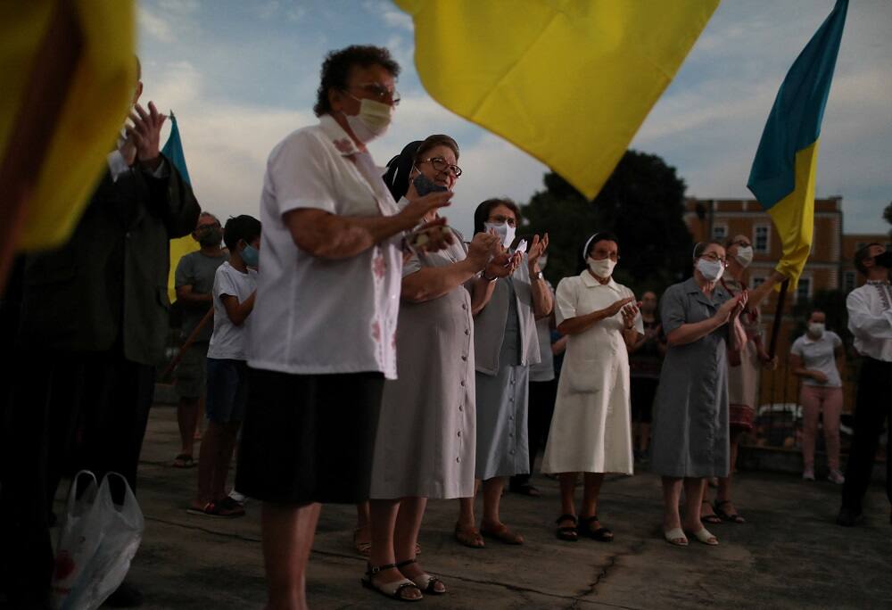 Descendants of Ukrainian immigrants in Latin America protest against Russian invasion