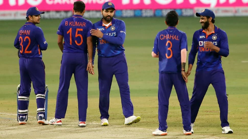 Team India defeated Sri Lanka by 62 runs in the 1st T20 in Lucknow to go 1-0 up in three-match series. It was India's 10 successive T20 win and they broke their own record of 9 consecutive wins in 2020. (Photo: ANI)