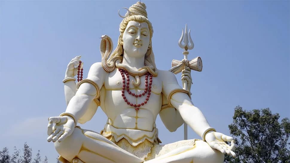 Maha Shivratri 2022: Important puja ingredients you need at home, shubh muhurat and Shiva Mantra