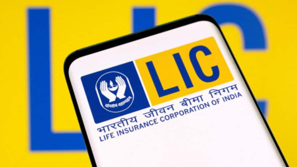 Hurry! Last date to link PAN-LIC today, without which LIC IPO not possible -- Here&#039;s how to do