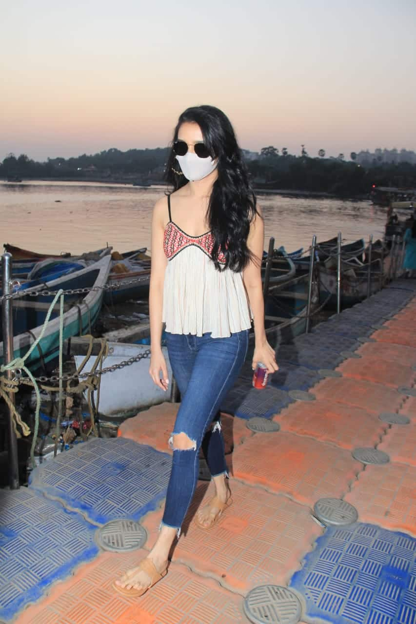 Shraddha Kapoor Dives Right Into The Good Side Of Beach Style For