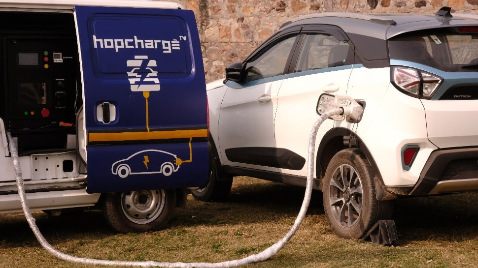 India gets world’s first on-demand doorstep fast EV charging services