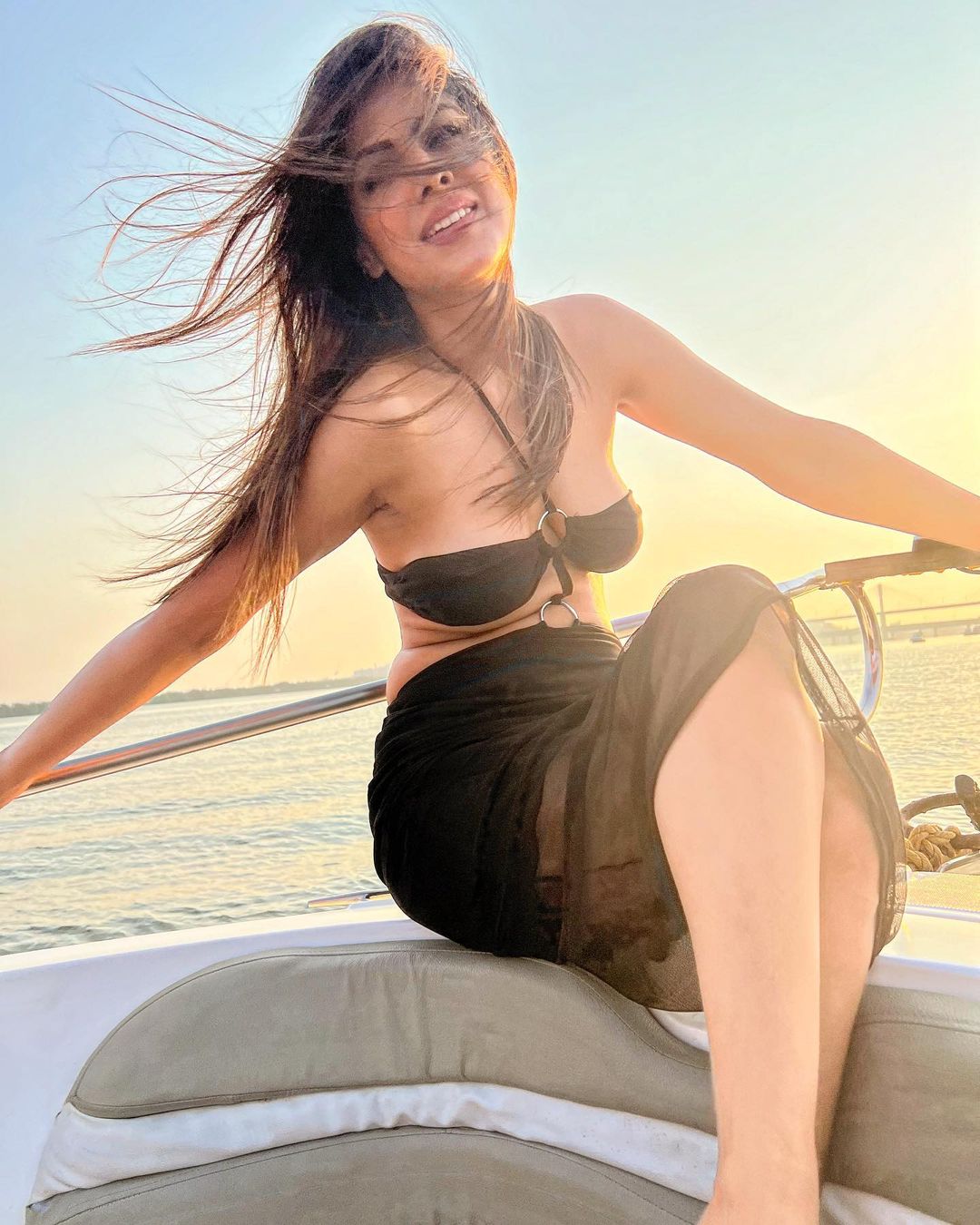 Nia Sharma looks sexy in black