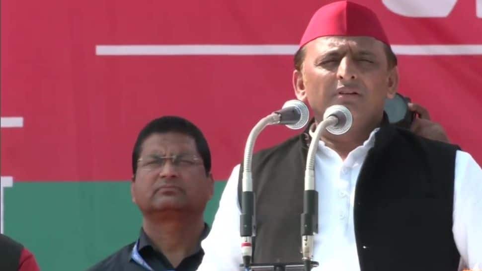 UP polls to save Constitution, democracy of India: Akhilesh Yadav in Mau