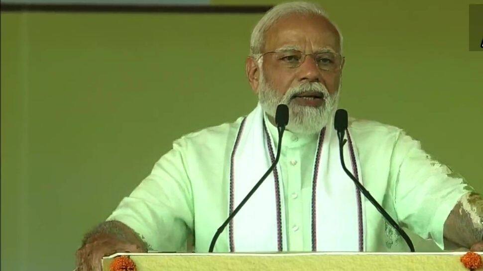 We must fulfil Bapu&#039;s dream of &#039;grameen Vikas&#039;: PM Modi tells Gujarat BJP leaders at mahapanchayat