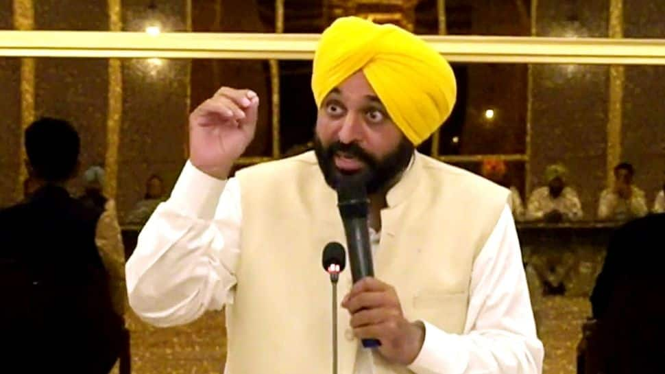 Bhagwant Mann&#039;s BIG ACTION: Withdraws top leaders&#039; security, says - &#039;People of Punjab need police, not netas&#039;