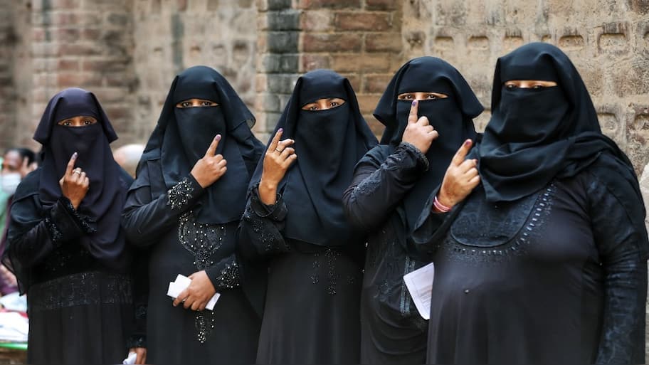 UP assembly election 2022: Over half of Hindu voters back BJP, Muslim ...