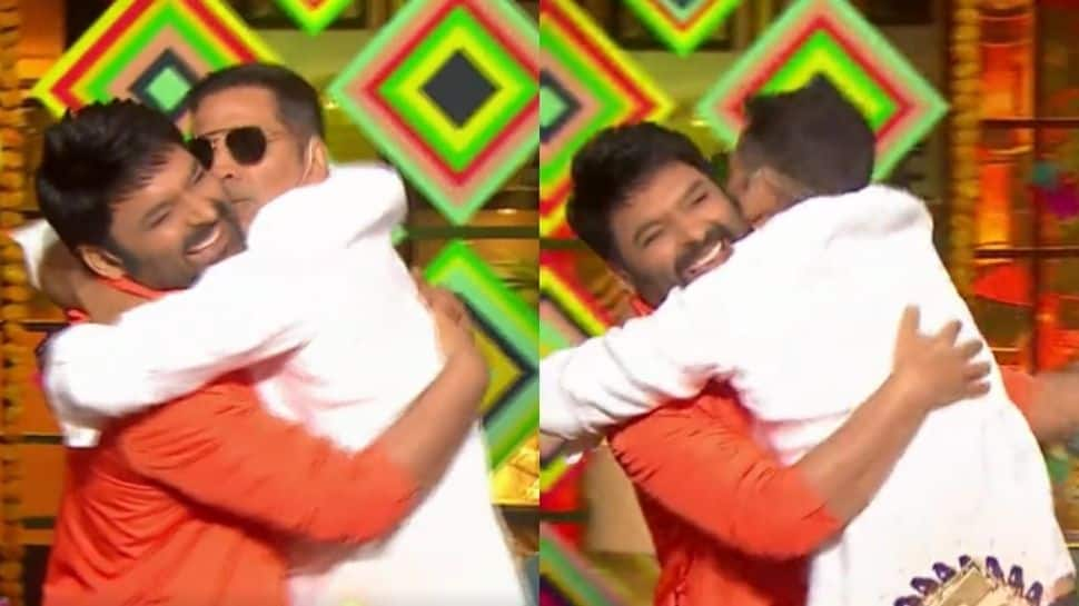 TKSS: Kapil Sharma gets a tight hug, kiss from Akshay Kumar after rumours of rift