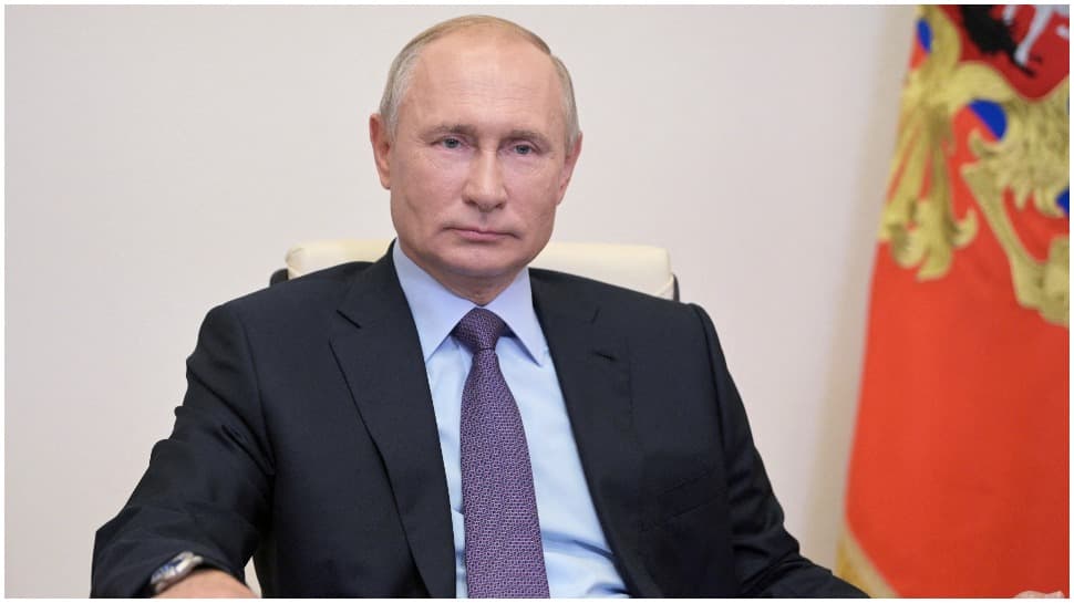 Vladimir Putin suffering from critical brain disorder, claims UK report