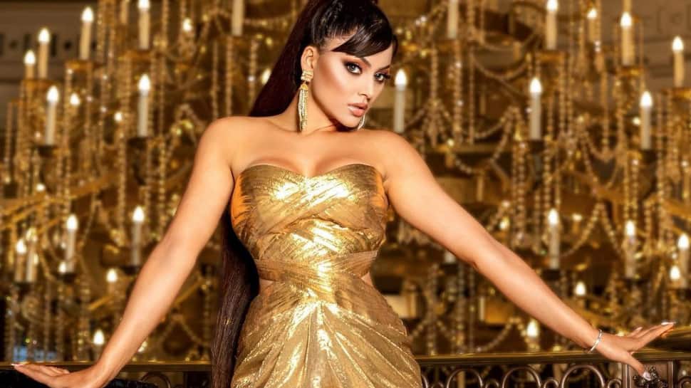 Urvashi Sex Fuck Video - Urvashi Rautela looks stunning in a glamorous plunging neckline, diamond  studded gown: Video | People News | Zee News