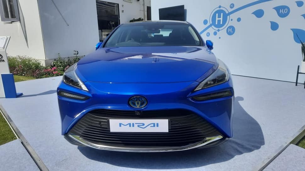 World&#039;s most advanced Hydrogen car Toyota Mirai to run on Indian roads, Nitin Gadkari inaugurates pilot project