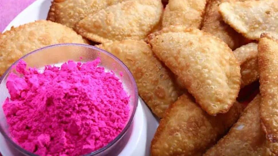 Holi 2022: Check out THESE 5 easy recipes to make delicious festive sweets at home