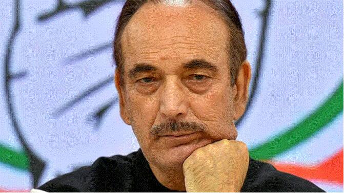 G-23 proposals: Ghulam Nabi Azad likely to meet Sonia Gandhi today; Rahul - Priyanka to remain present 