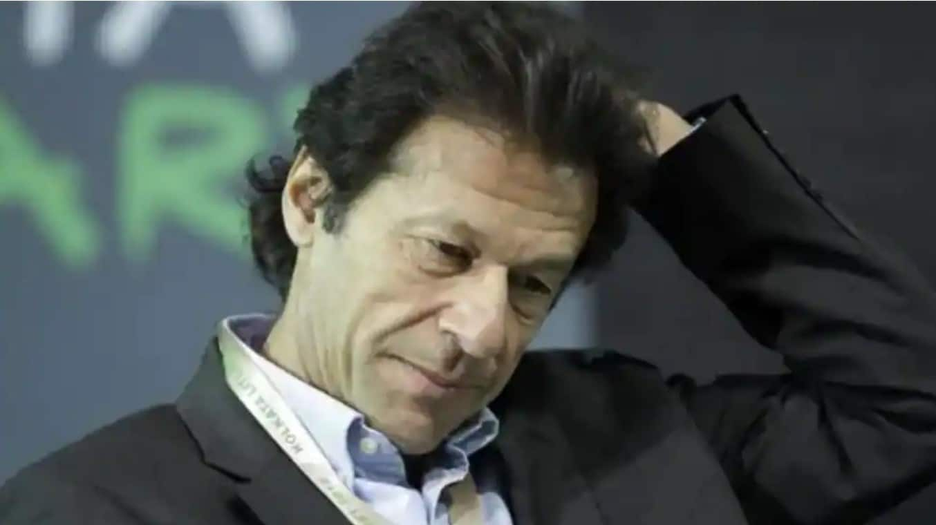 Imran Khan in big trouble! Several Pakistan MPs withdraw support, govt in danger