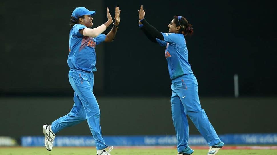 Jhulan Goswami becomes second women cricketer to play 200 ODIs, joins Mithali Raj in elite club thumbnail