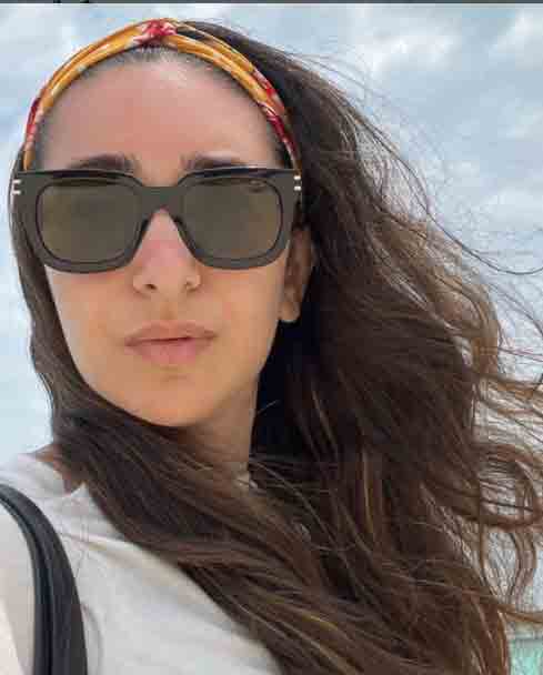 Karisma Kapoor takes a selfie in Maldives