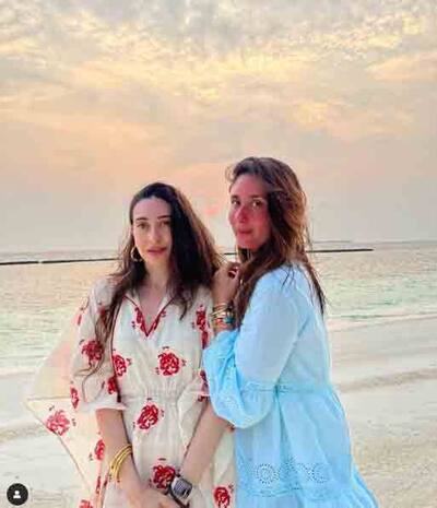 Kareena, Karisma pose in light summary dress in Maldives 