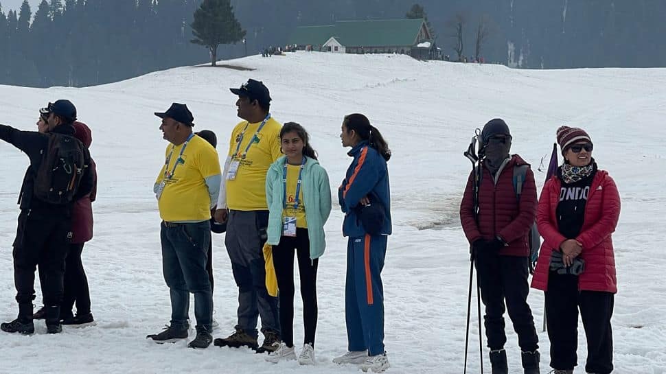 Women participation in winter sports continues to grow in Jammu &amp; Kashmir&#039;s Gulmarg