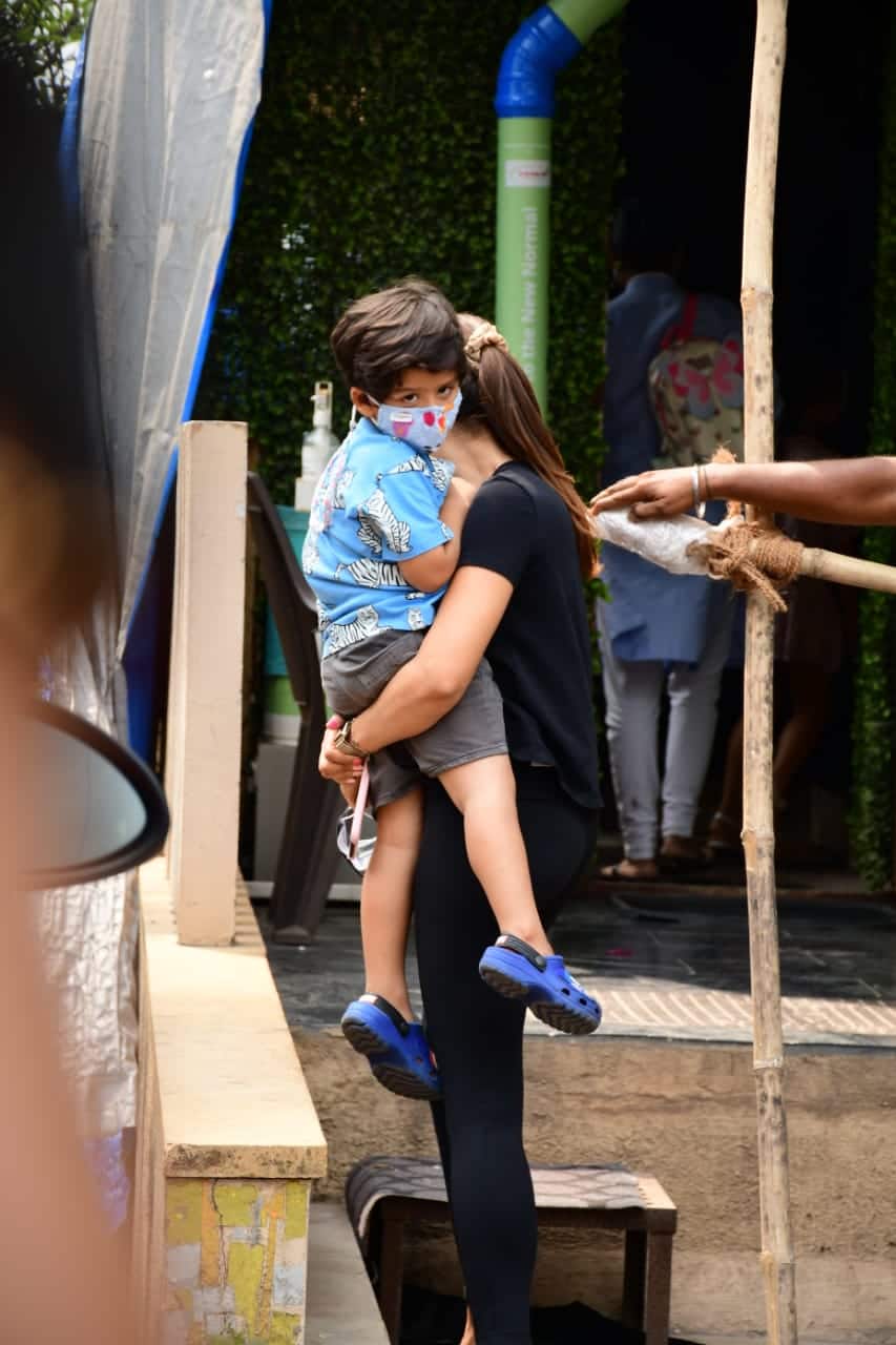 Shahid's wife Mira spotted with son Zain