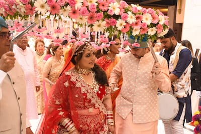 Munisha Khatwai weds Sameer Thakur