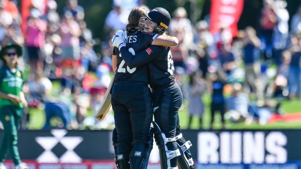 ICC Women&#039;s World Cup 2022: New Zealand&#039;s Suzie Bates hits 12th ton to beat Pakistan by 71 runs