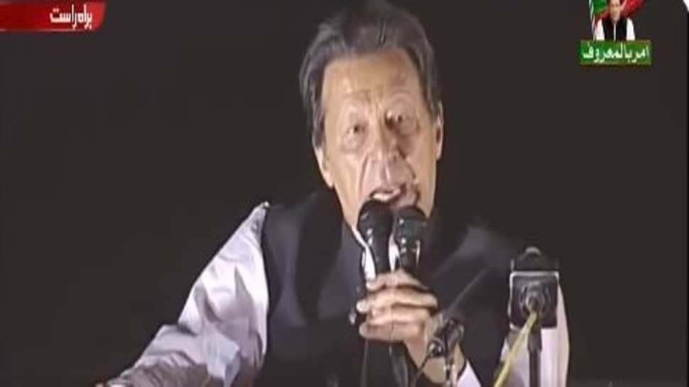 Imran Khan slams Opposition in Islamabad rally, stays mum on resignation