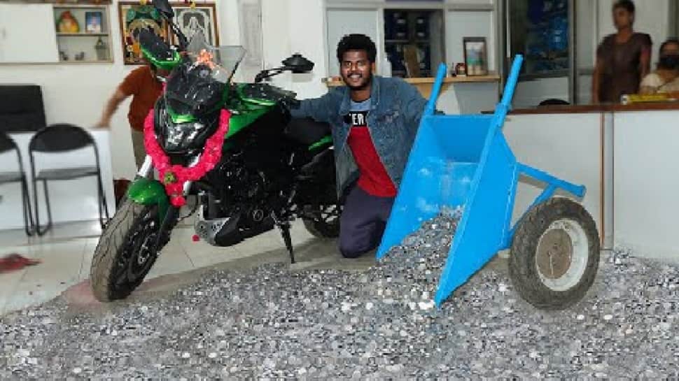 TN youth buys his dream Bajaj bike worth Rs 2.6 lakh by paying Re 1 coins only