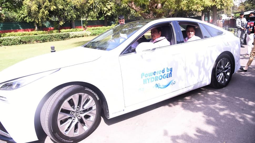 Nitin Gadkari reaches parliament in Hydrogen-fuel Toyota Mirai amidst rising fuel prices