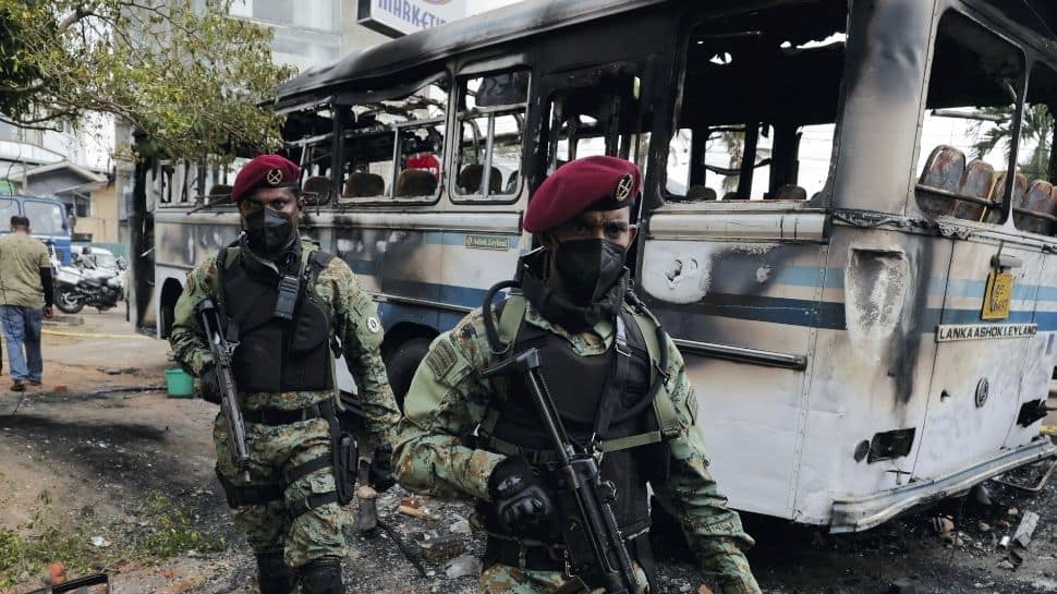 Sri Lanka mengumumkan keadaan darurat saat protes nasional atas krisis ekonomi berubah menjadi kekerasan |  Berita Dunia