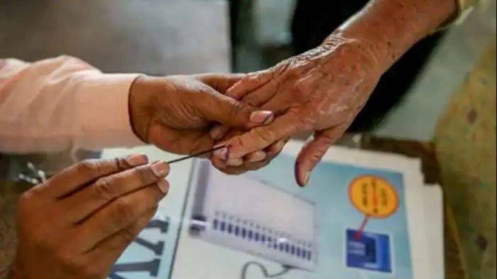 Bihar MLC election 2022: Voting underway in 24 seats for 186 contestants |  India News | Zee News